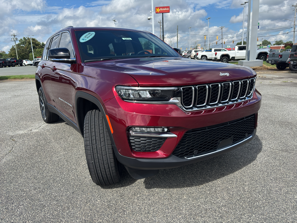 2025 Jeep Grand Cherokee Limited photo 10