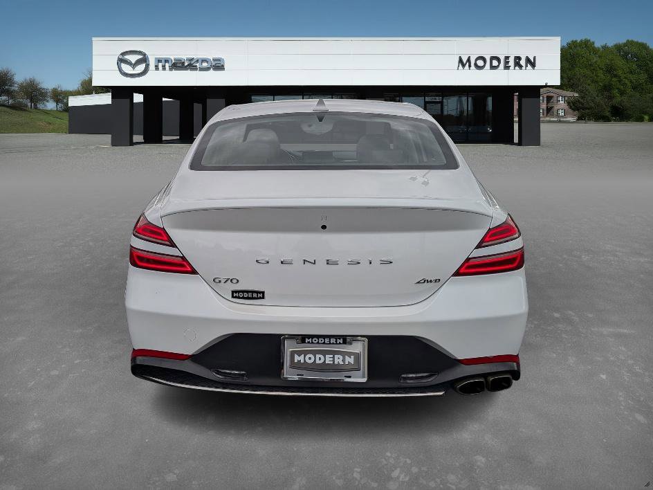 2023 Genesis G70 2.0T photo 4