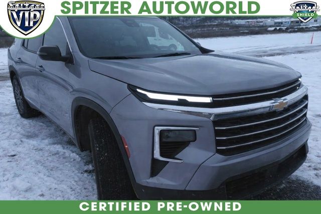 2025 Chevrolet Traverse LT's photo