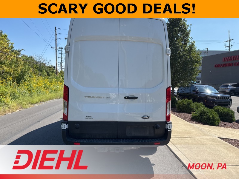 2024 Ford Transit photo 4