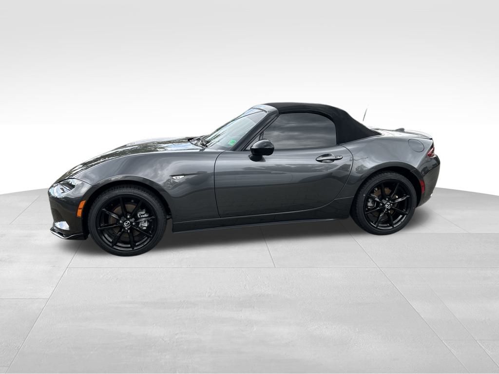 2023 Mazda MX-5 Miata Miata photo 2