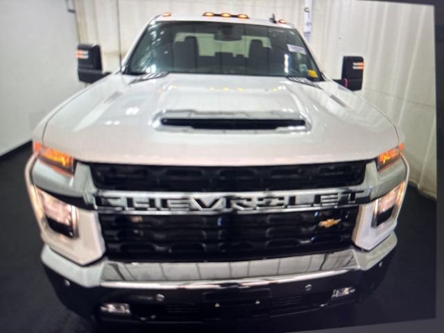 2022 Chevrolet Silverado 3500HD LT photo 9