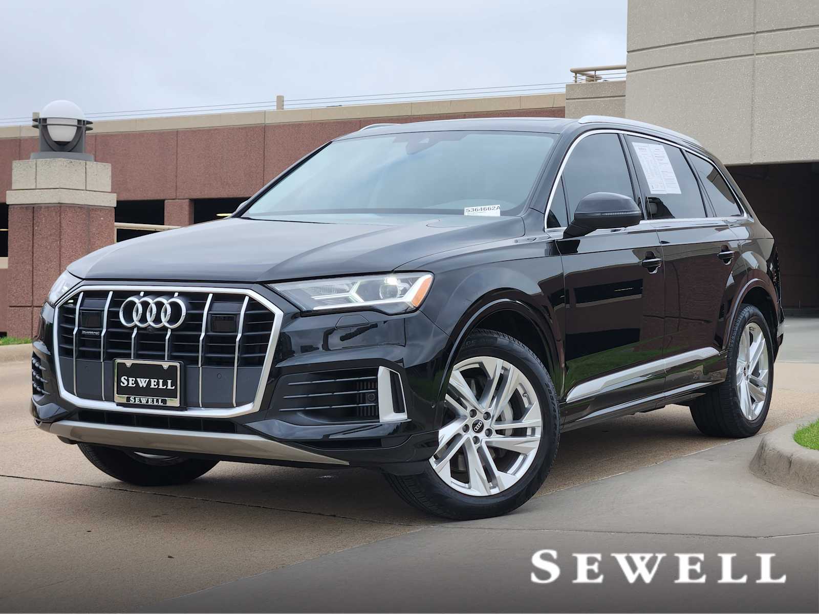 2023 Audi Q7 Premium Plus