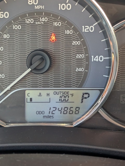 2014 Toyota Corolla L photo 11