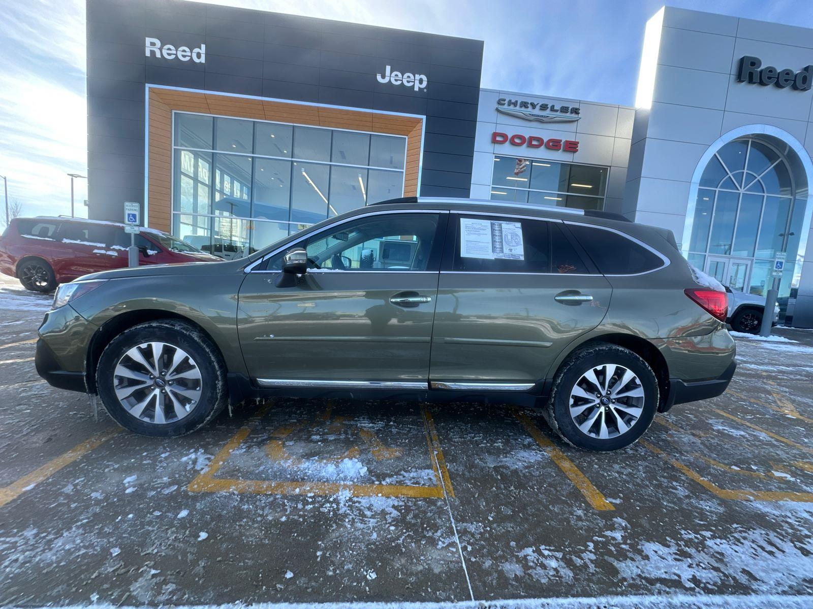 Used 2018 Subaru Outback Touring with VIN 4S4BSATC0J3267777 for sale in Saint Joseph, MO