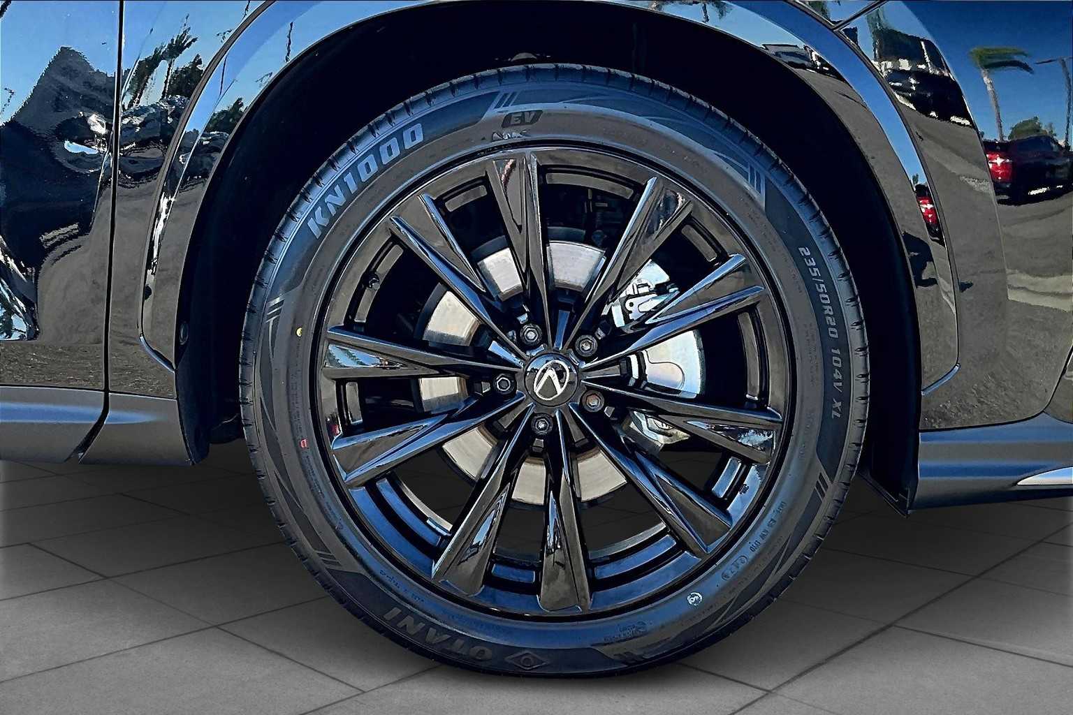 2024 Lexus NX 350 F SPORT Handling photo 9