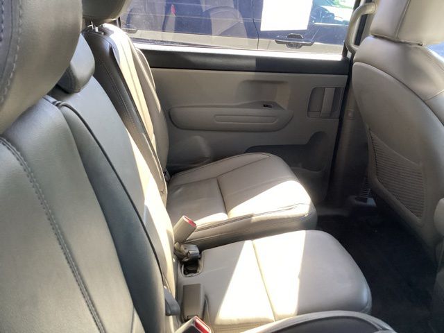 2020 Kia Sedona LX photo 13