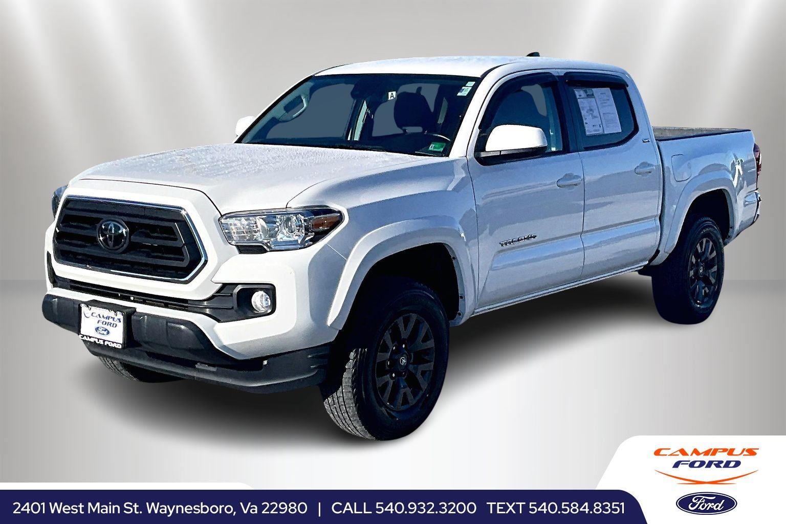 2021 Toyota Tacoma SR5's photo