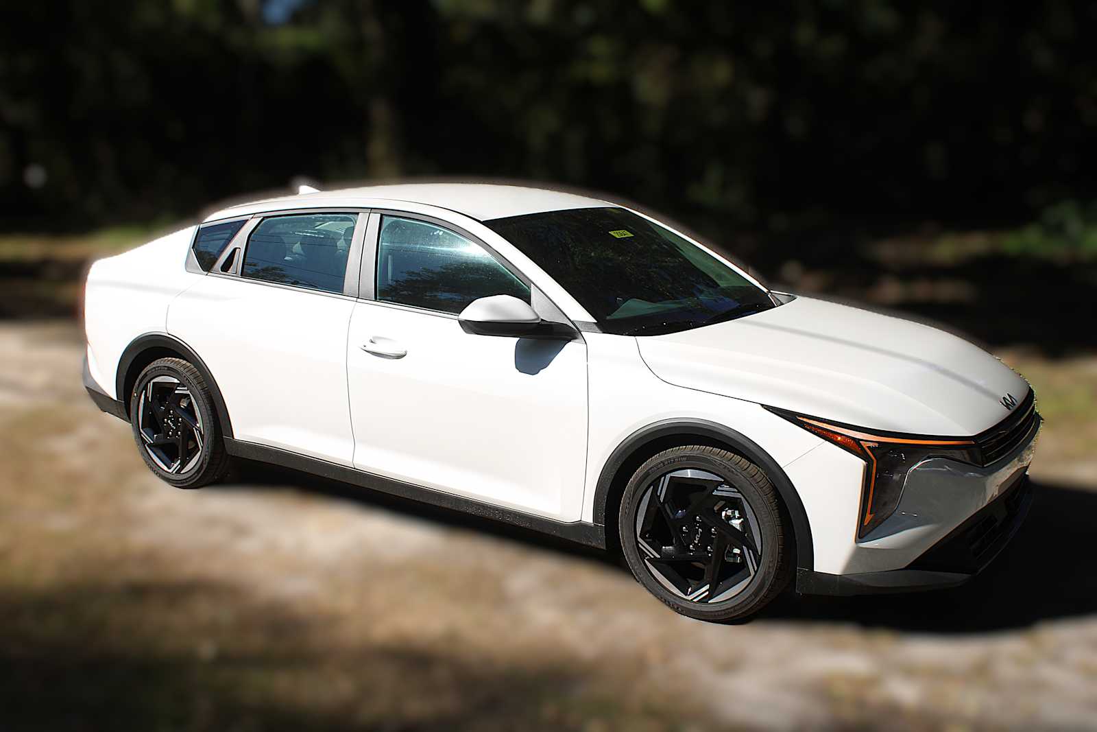 2025 Kia K4 EX photo 3