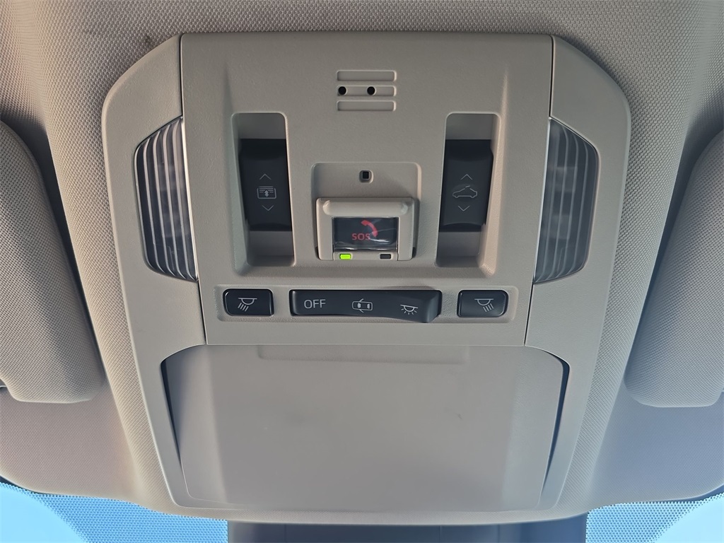 2020 Toyota Highlander Platinum photo 28