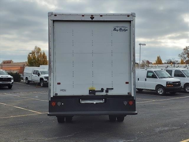 2023 Chevrolet Silverado 6500HD Work Truck photo 5