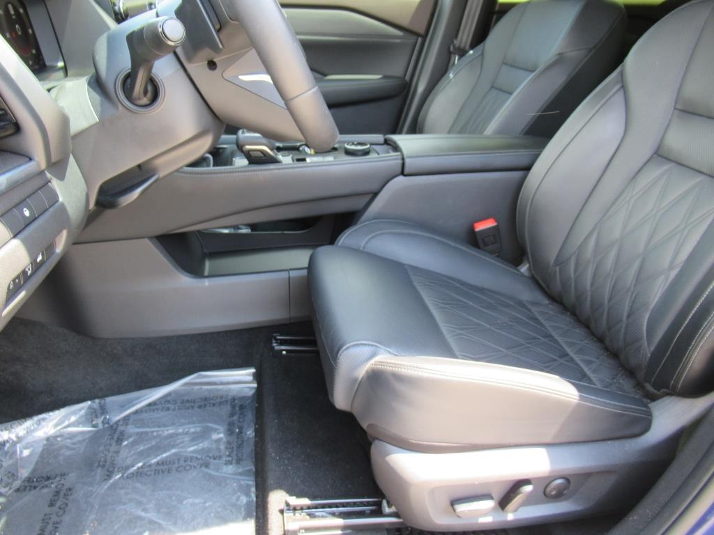 2023 Nissan Rogue Platinum photo 16