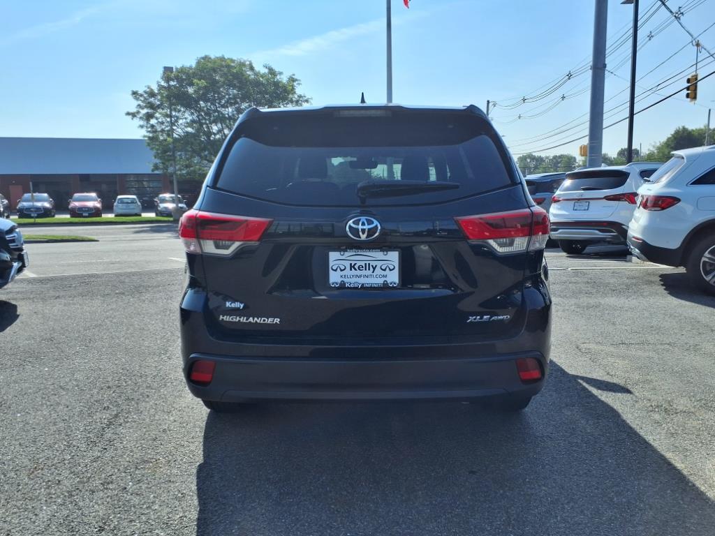2019 Toyota Highlander XLE photo 4