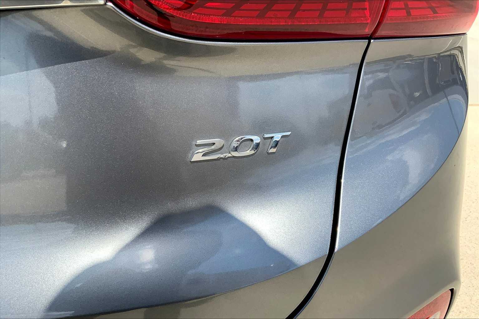 2019 Hyundai Santa Fe Limited photo 9