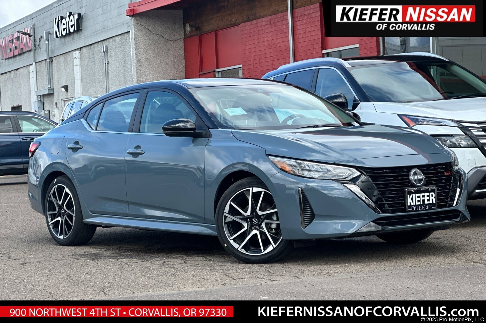 2025 Nissan Sentra SR's photo