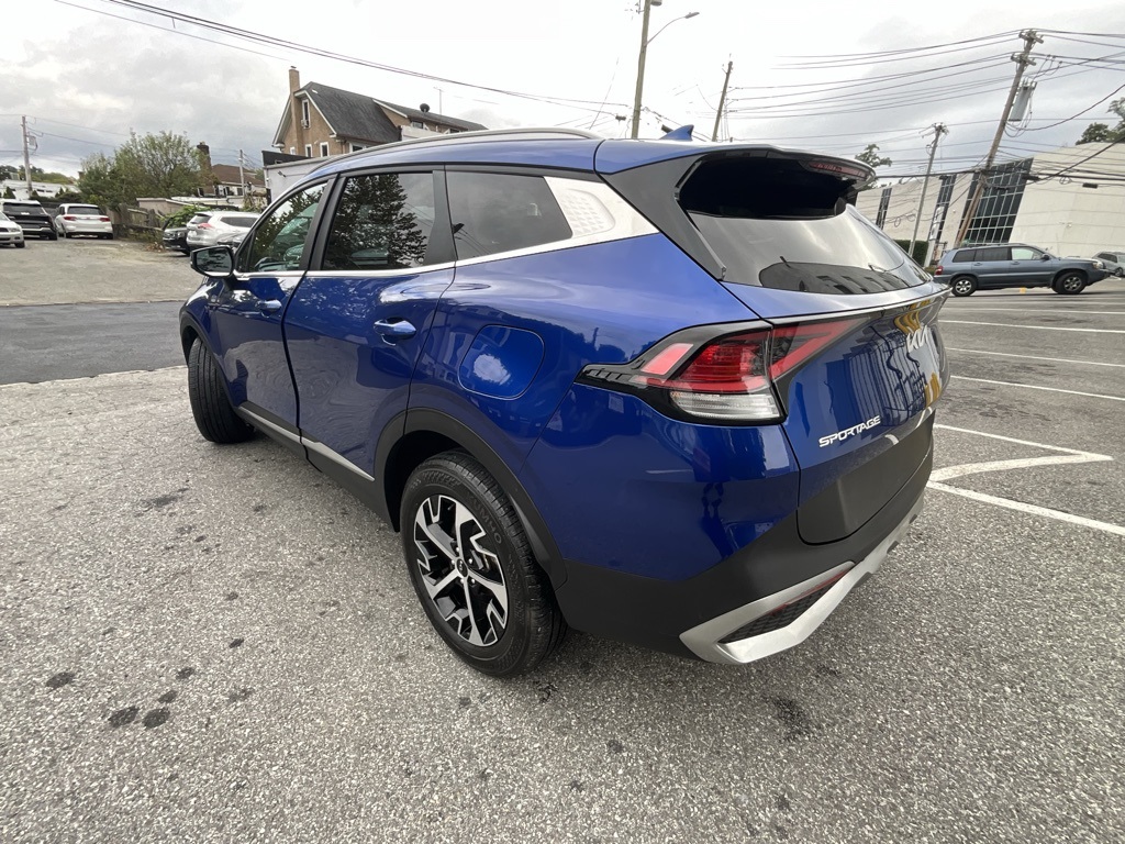 2023 Kia Sportage EX photo 6