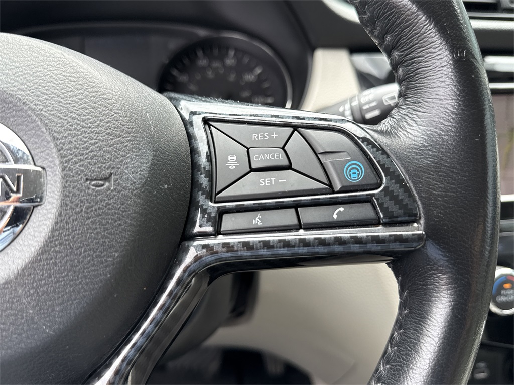 2019 Nissan Rogue Sport SV photo 28