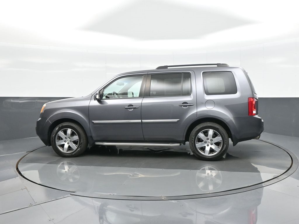 2015 Honda Pilot Touring photo 2