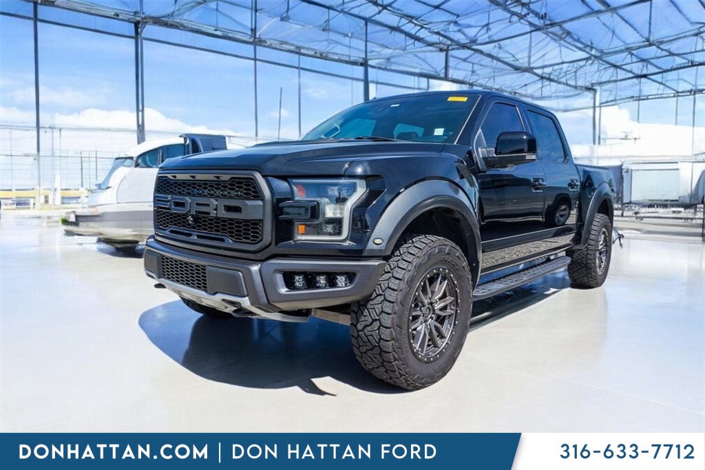 2017 Ford F-150 Raptor photo 26