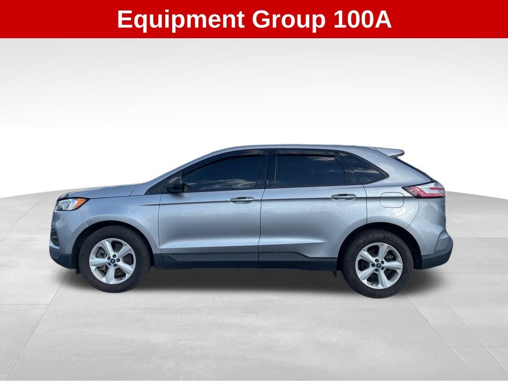 2021 Ford Edge SE photo 2