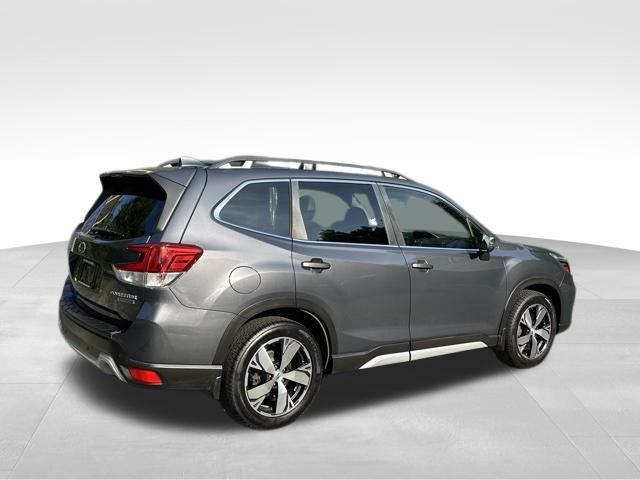 2020 Subaru Forester Touring photo 4