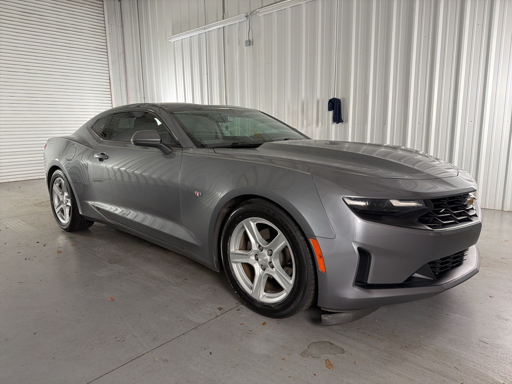 2020 Chevrolet Camaro 1LT's photo