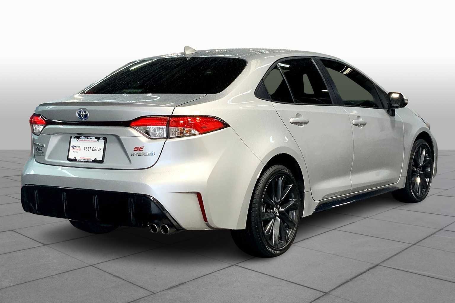 Image 10 of GOLD CERTIFIED 2024 Toyota Corolla SE FWD