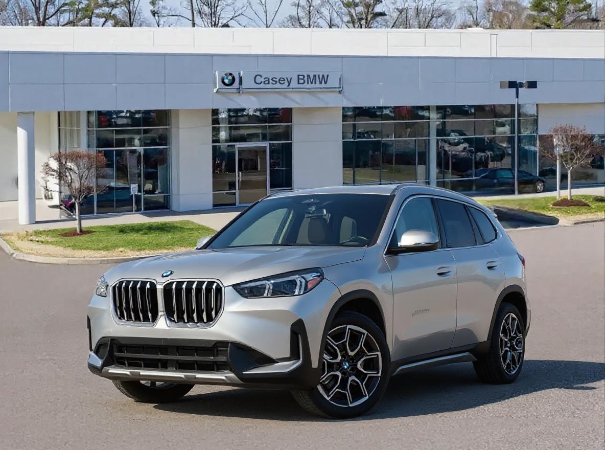 2026 BMW X1 28i's photo