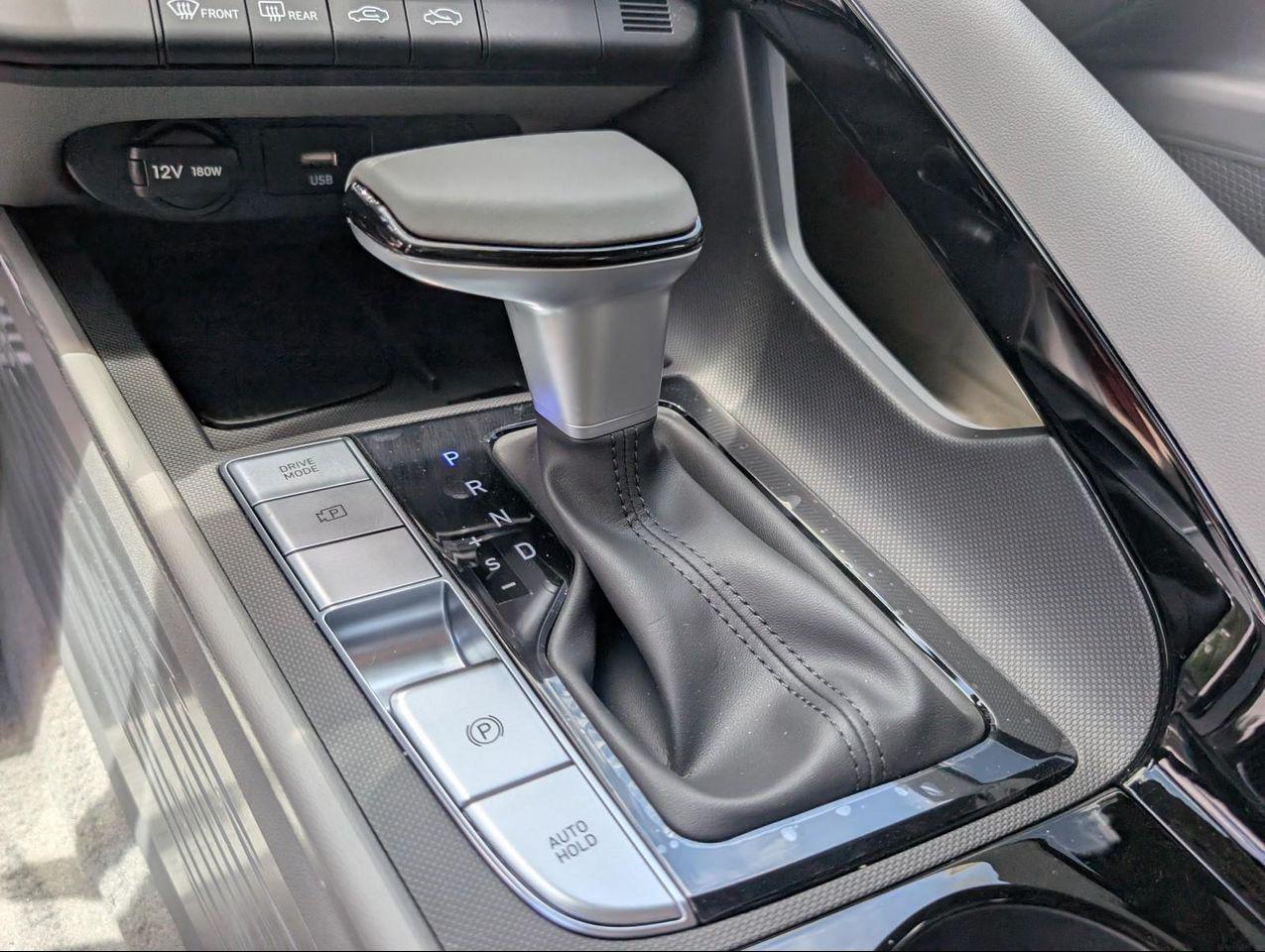 2025 Hyundai Elantra Hybrid SEL Sport photo 11