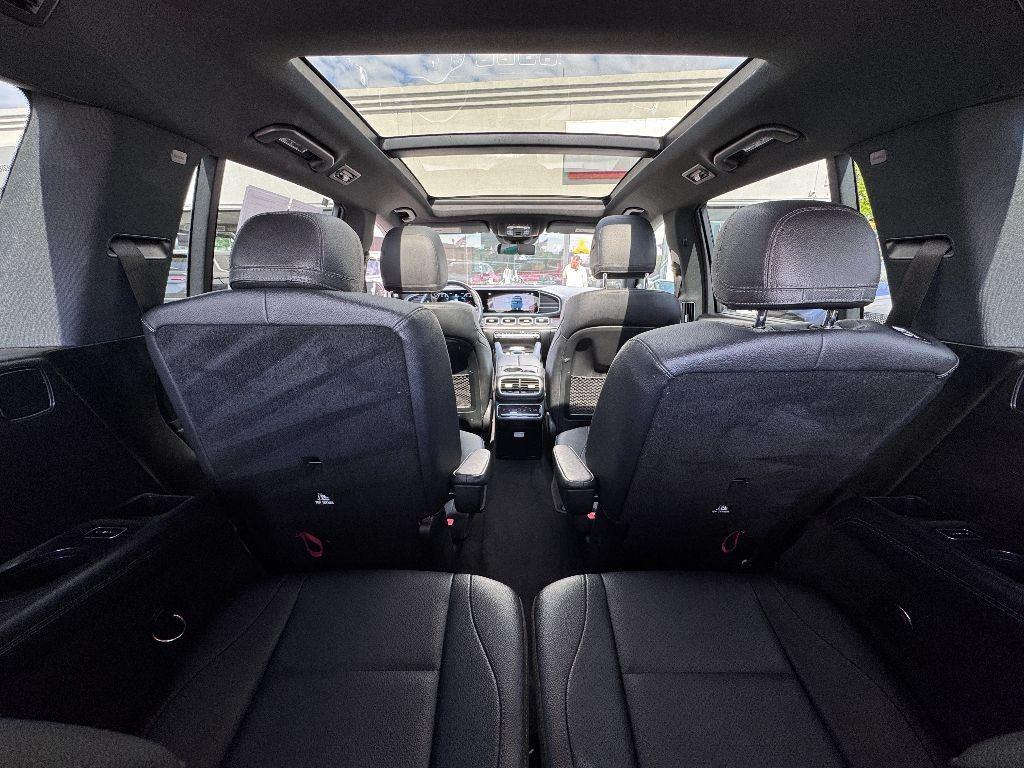 2021 Mercedes Benz GLS 450 4MATIC photo 9