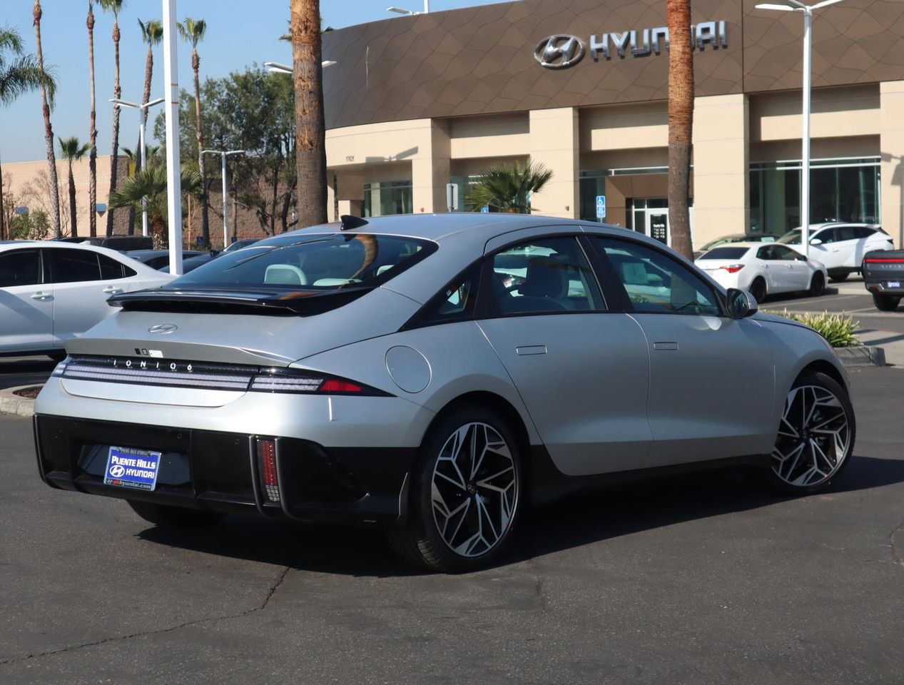 2025 Hyundai Ioniq 6 SEL photo 6