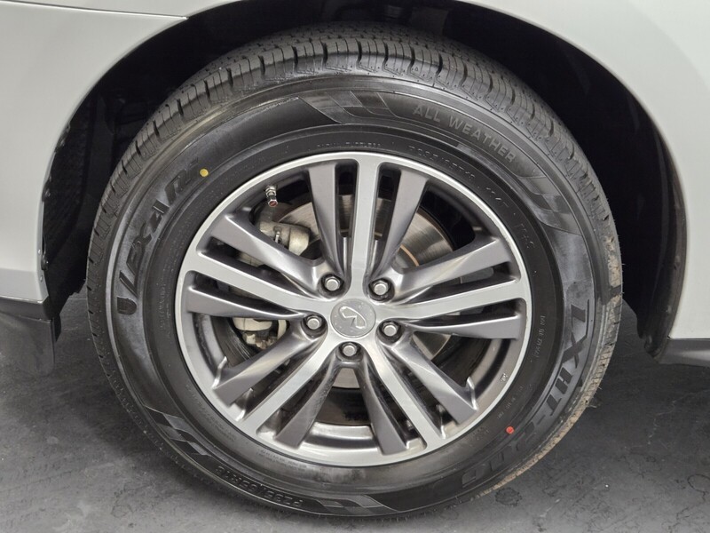 2016 Infiniti QX60 Base photo 6