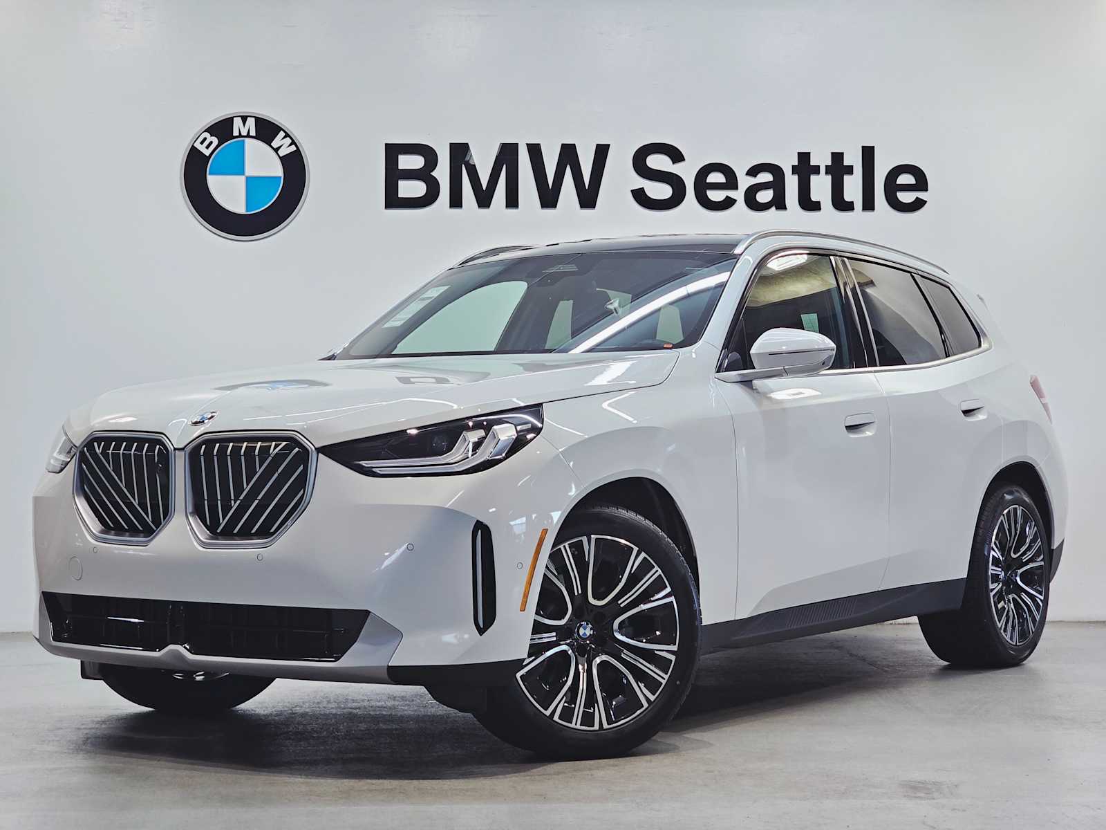 2026 BMW X3 30's photo