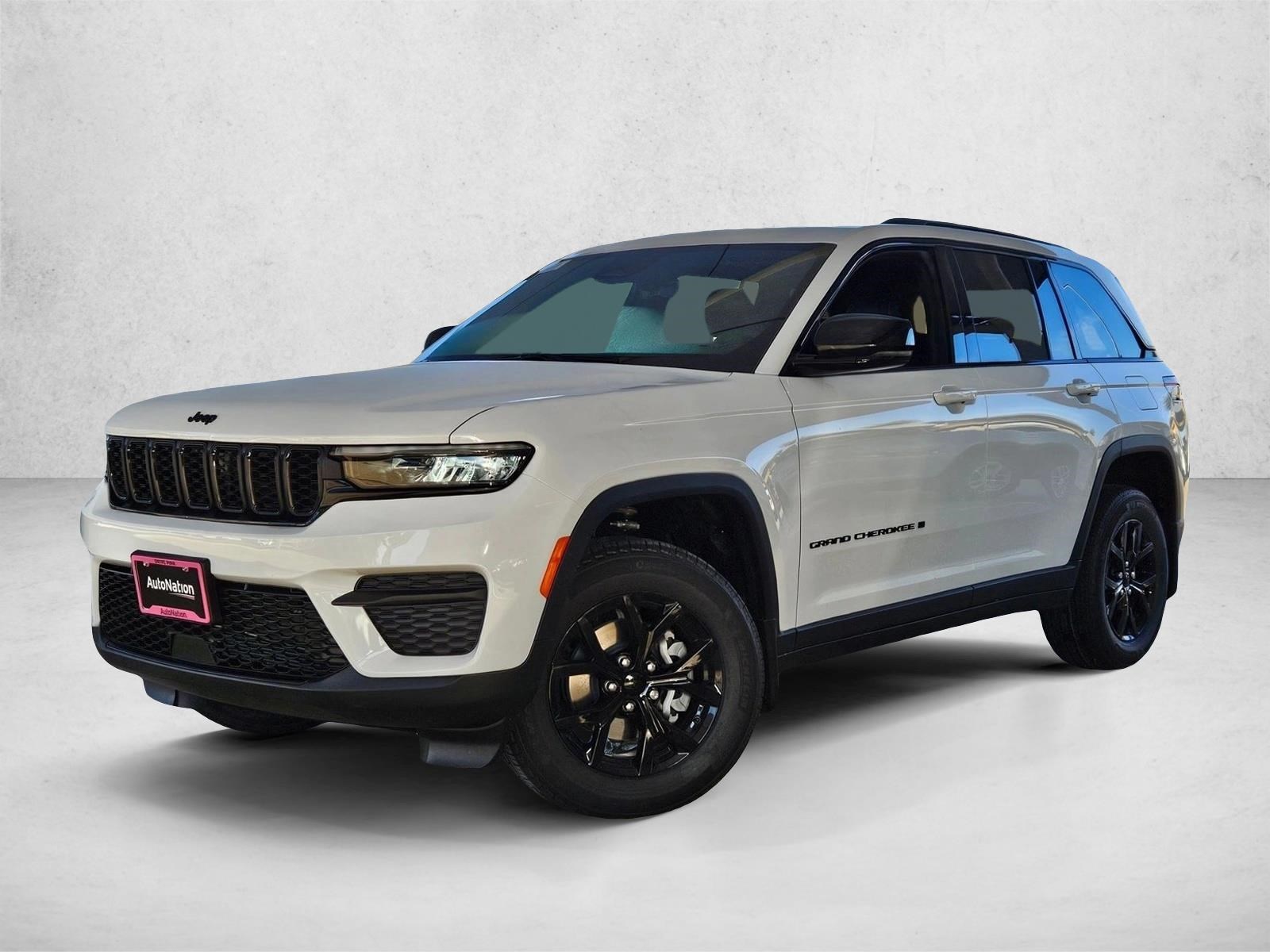 2025 Jeep Grand Cherokee Altitude's photo