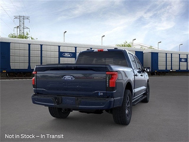 2025 Ford F-150 Lightning photo 4