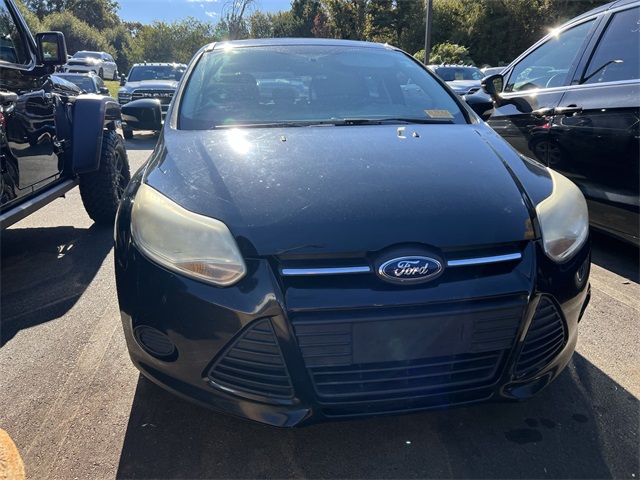 2014 Ford Focus SE photo 3