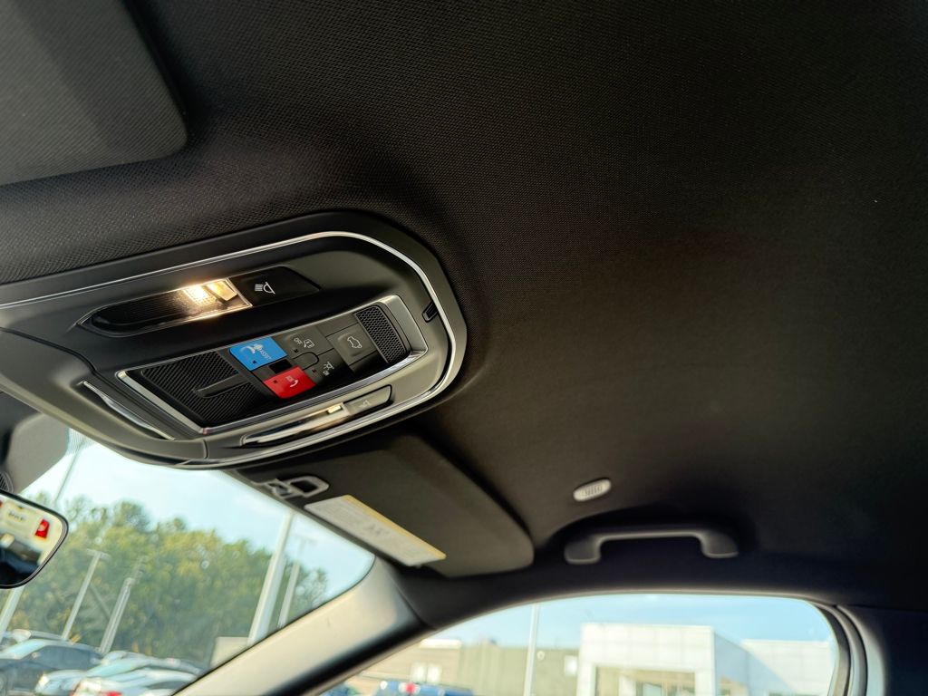 2025 Jeep Grand Cherokee Altitude X photo 19