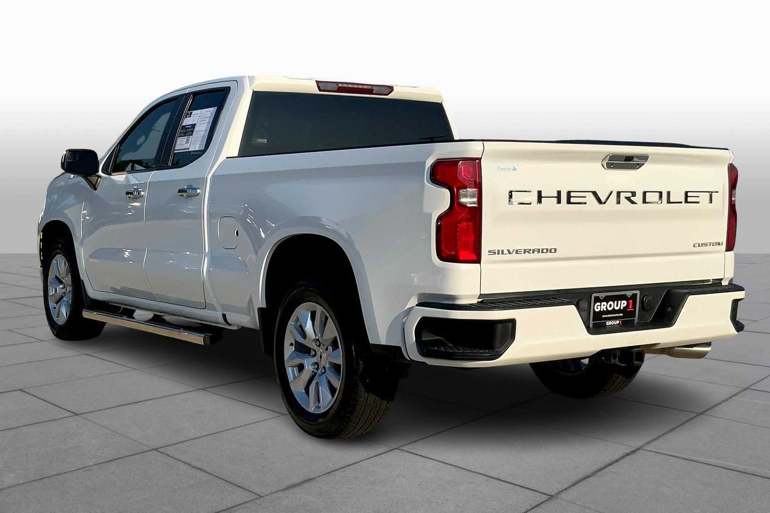 2021 Chevrolet Silverado 1500 Custom photo 11