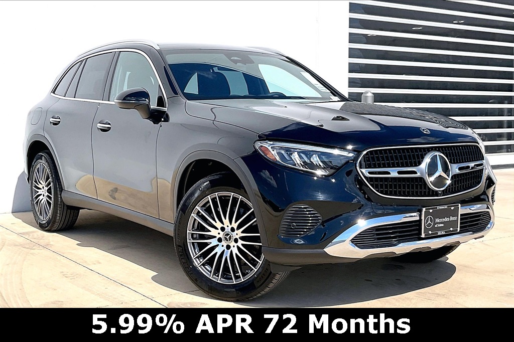 2026 Mercedes-Benz GLC Base's photo