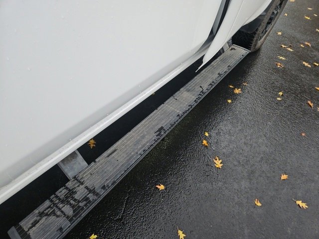 2022 Chevrolet Silverado 3500HD High Country photo 3