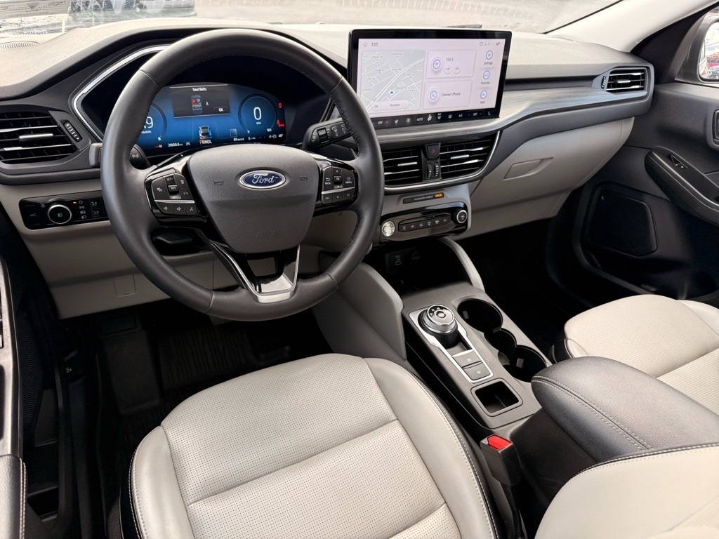 2023 Ford Escape Platinum photo 4