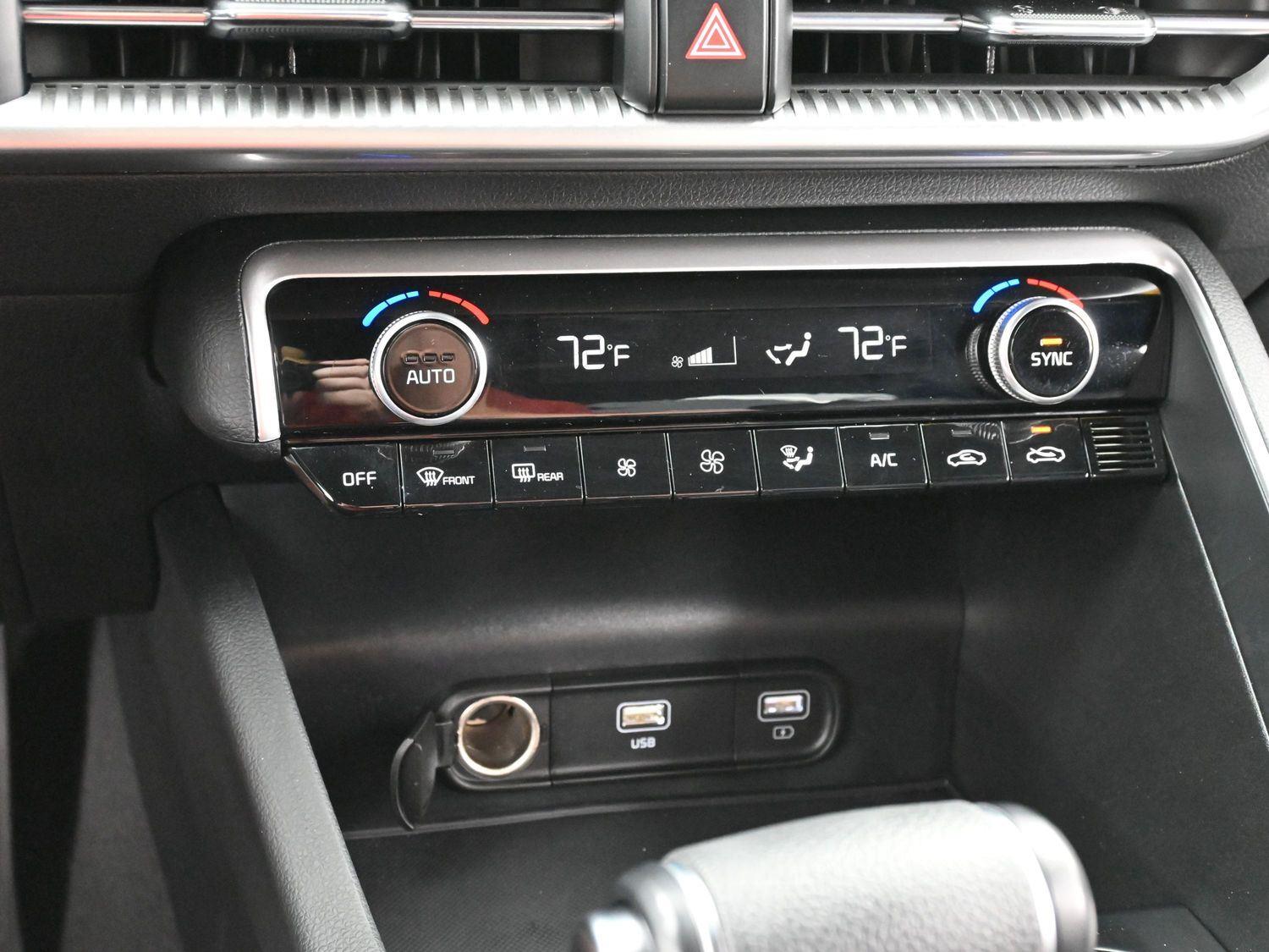 2023 Kia K5 GT-Line photo 22