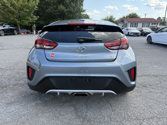 2020 Hyundai Veloster 2.0L Premium photo 4