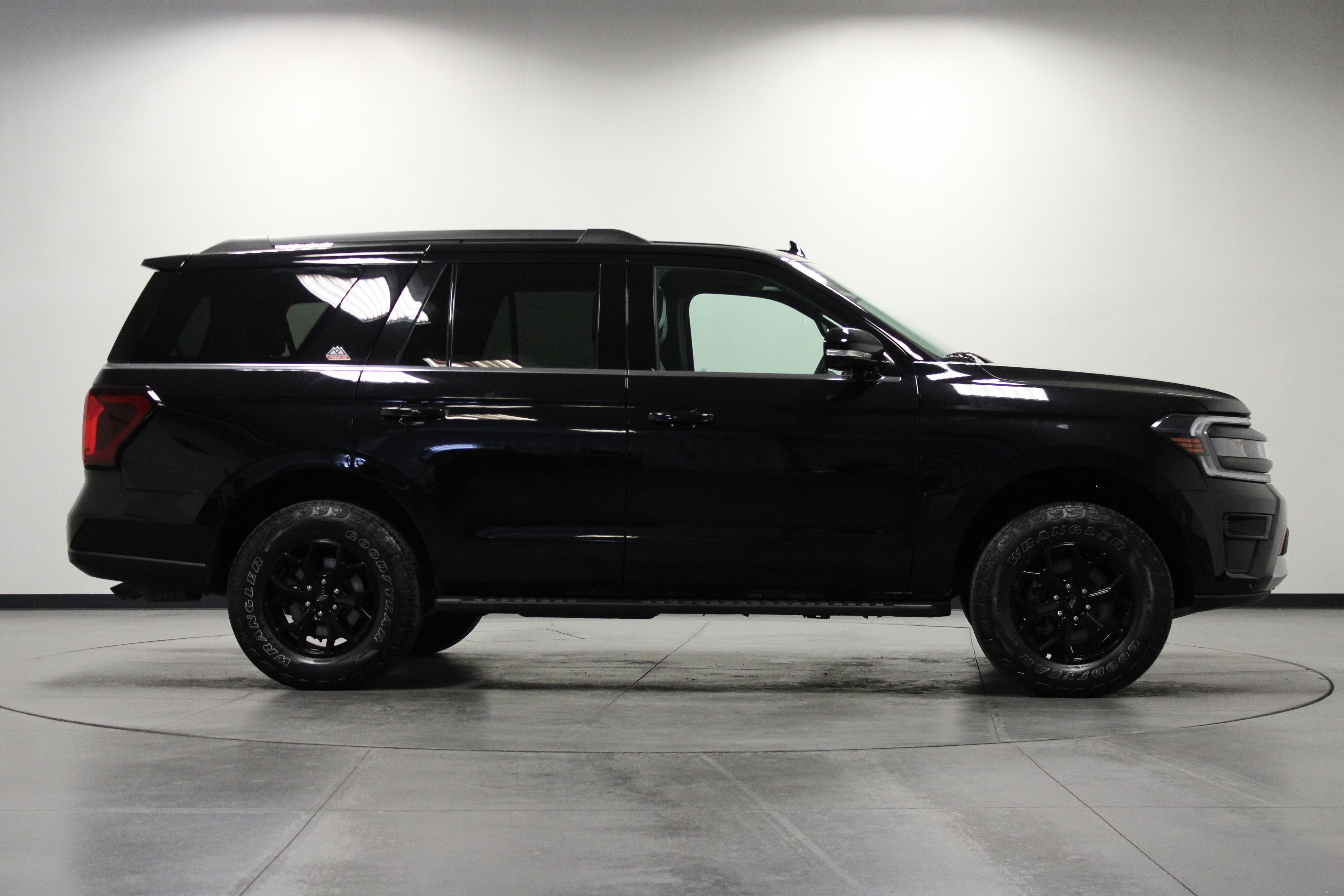 2024 Ford Expedition Timberline photo 2