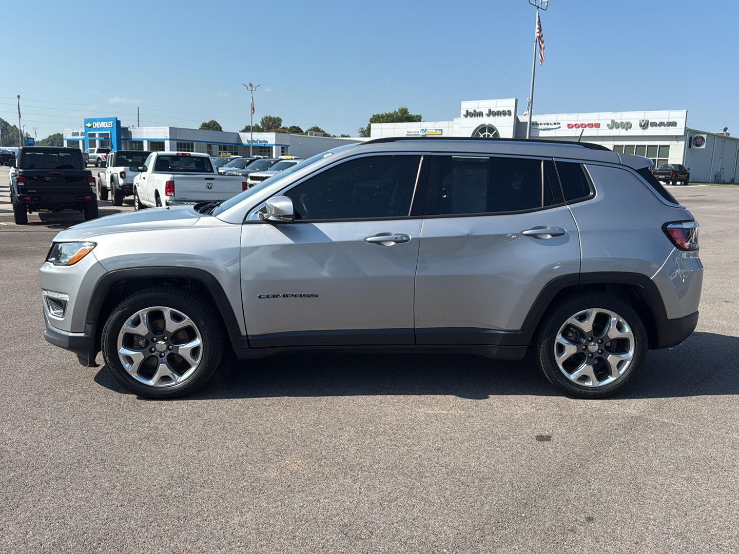 2021 Jeep Compass Limited photo 2