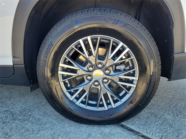 2026 Chevrolet Traverse photo 4