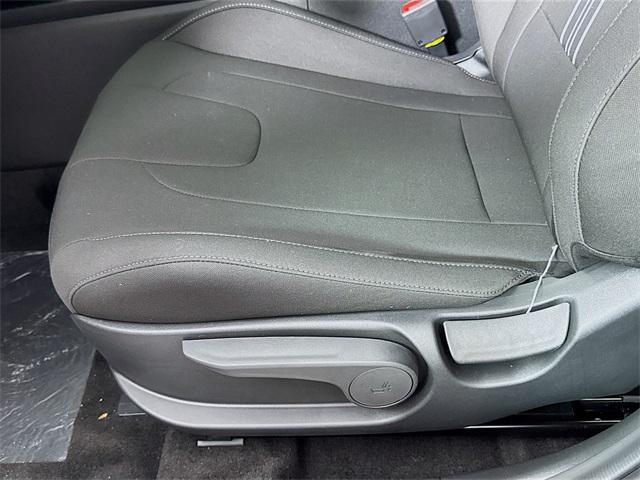 2025 Hyundai Elantra SEL Sport photo 25