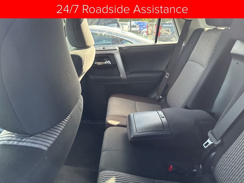 2023 Toyota 4Runner SR5 photo 3