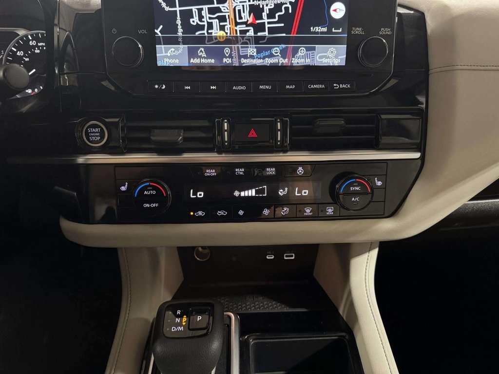 2023 Nissan Pathfinder SL photo 17