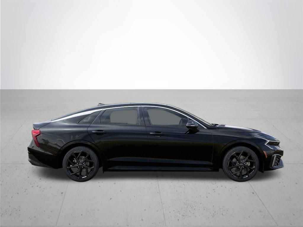 2026 Kia K5 GT-Line photo 6
